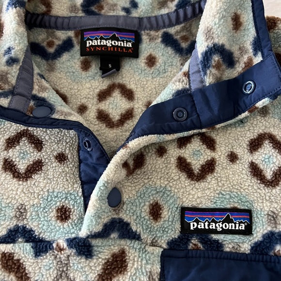 Patagonia Women’s Synchilla pullover, snap T, Tundra Cluster Big Sky Blue - Picture 2 of 4